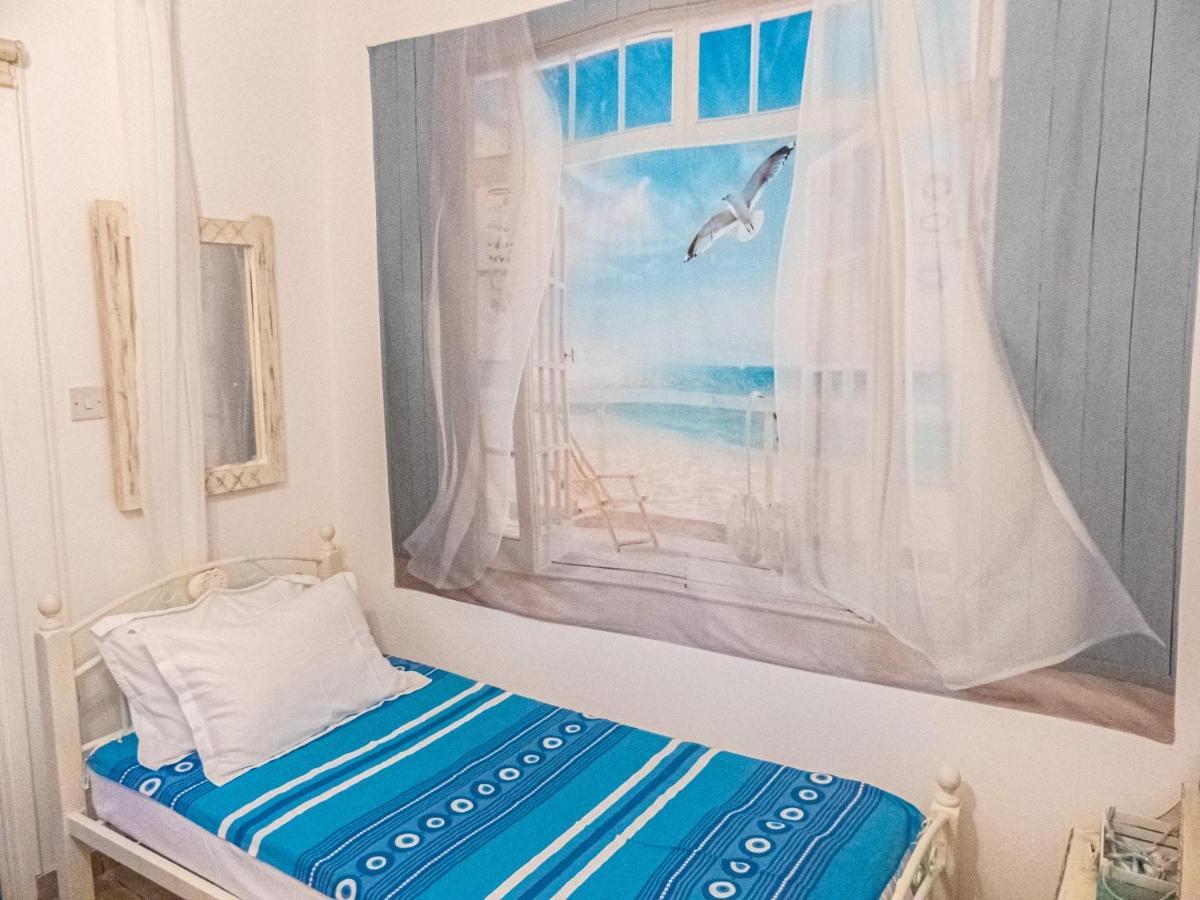 Greek Island Style 2 Bedroom Villa With Pool Next To The Sea Lárnaka Kültér fotó