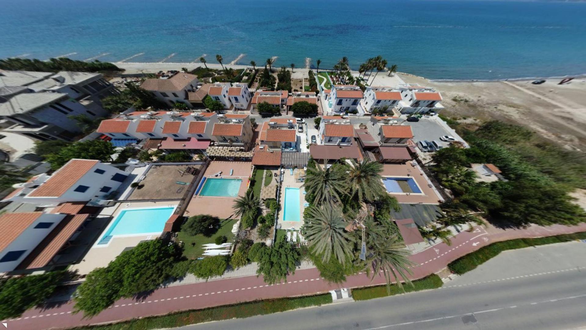 Greek Island Style 2 Bedroom Villa With Pool Next To The Sea Lárnaka Kültér fotó